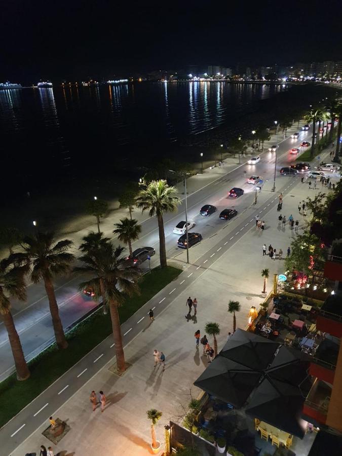 Lungomare Apartment Vlorë Exteriör bild
